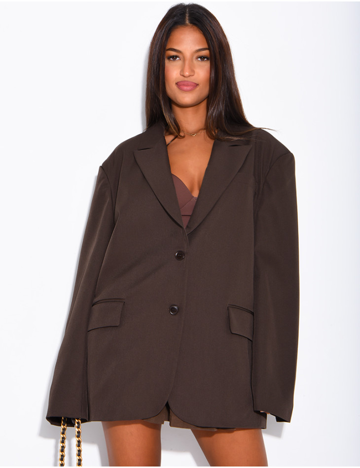 Oversized boyfriend-style blazer