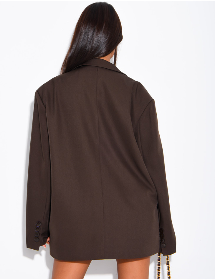Oversized boyfriend-style blazer