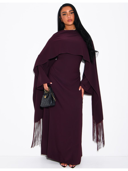 Robe modeste longue à cape ornée de franges