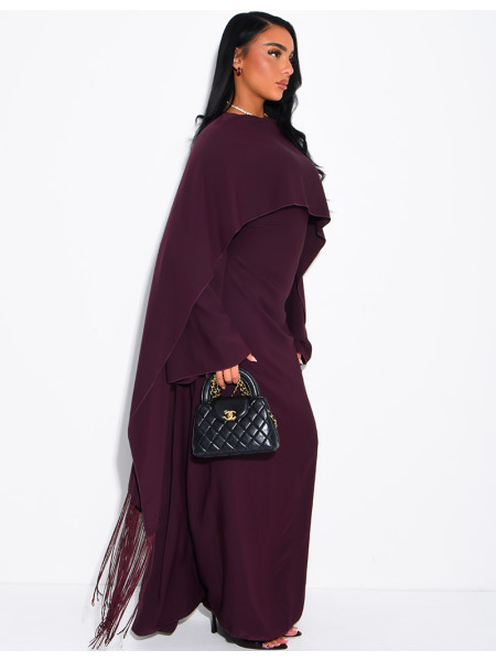 Robe modeste longue à cape ornée de franges