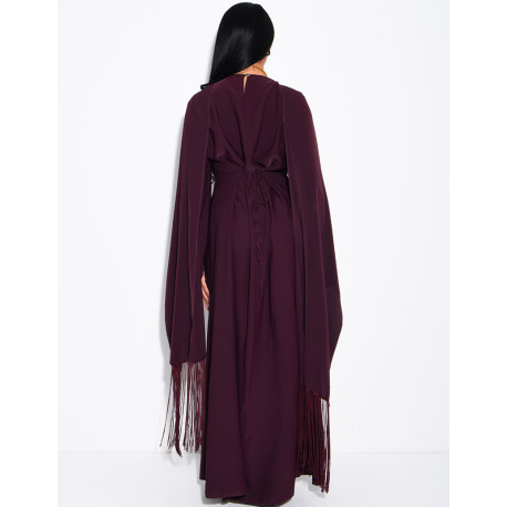 Robe modeste longue à cape ornée de franges