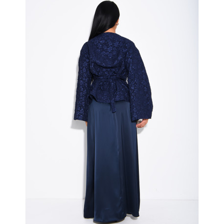 Ensemble jupe longue en satin et top texturé à nouer