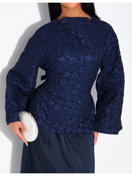 Ensemble jupe longue en satin et top texturé à nouer