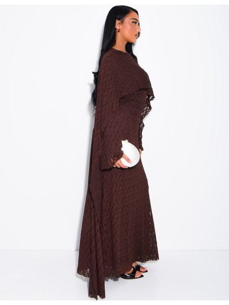 Robe en dentelle doublée avec châle assorti
