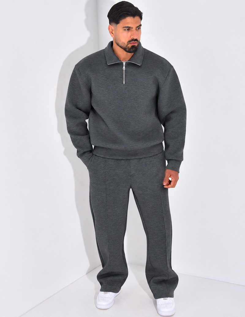 Ensemble pantalon et sweat...
