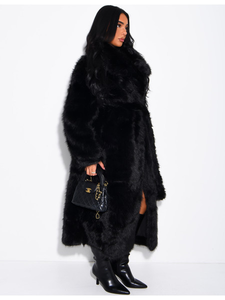 Manteau très long en fausse fourrure et ceinture