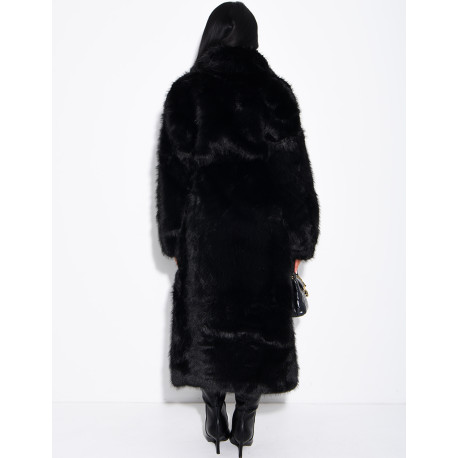 Manteau très long en fausse fourrure et ceinture
