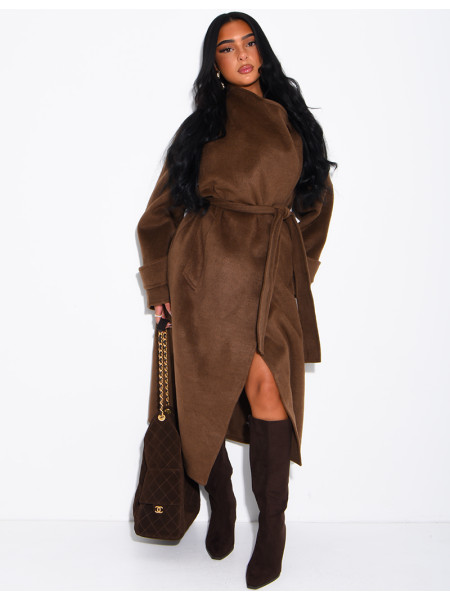 Long wool coat with a stand-up collar