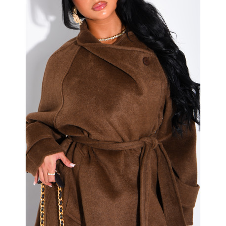 Long wool coat with a stand-up collar