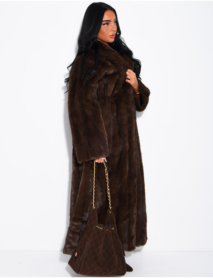 Manteau très long en fausse fourrure premium