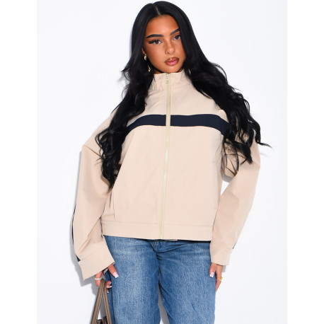 Wasserdichte Jacke mit Kontraststreifen