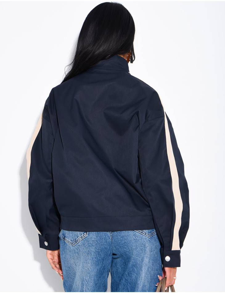 Veste imperméable à bandes contrastantes