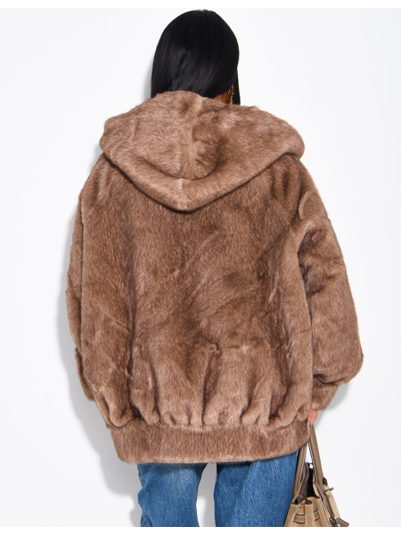 Oversize-Jacke aus Kunstfell mit Kapuze