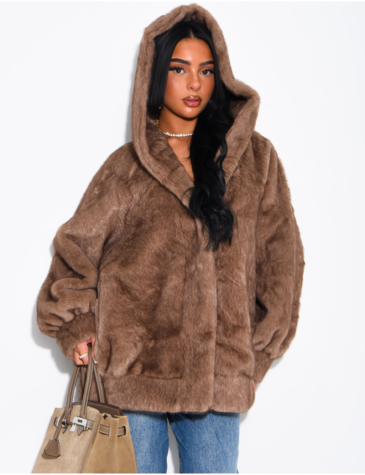 Oversize-Jacke aus Kunstfell mit Kapuze