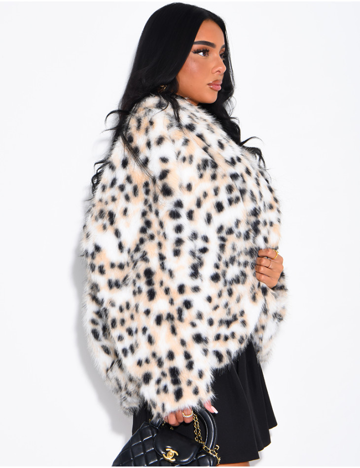 Leopard-print faux fur jacket