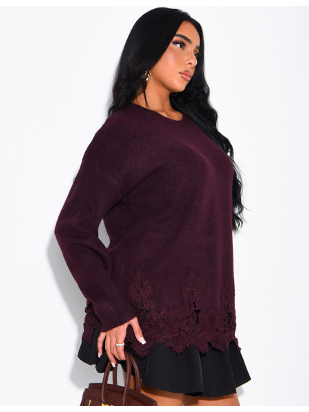 Oversized woollen jumper with lace trims