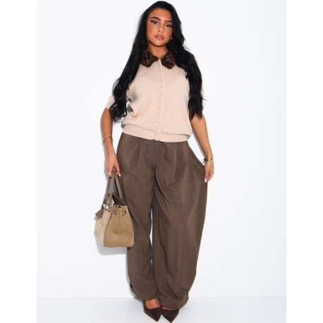 Short-sleeved button-up jumper with leopard-print faux fur collar
