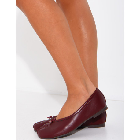 Ballerines en similicuir fendues