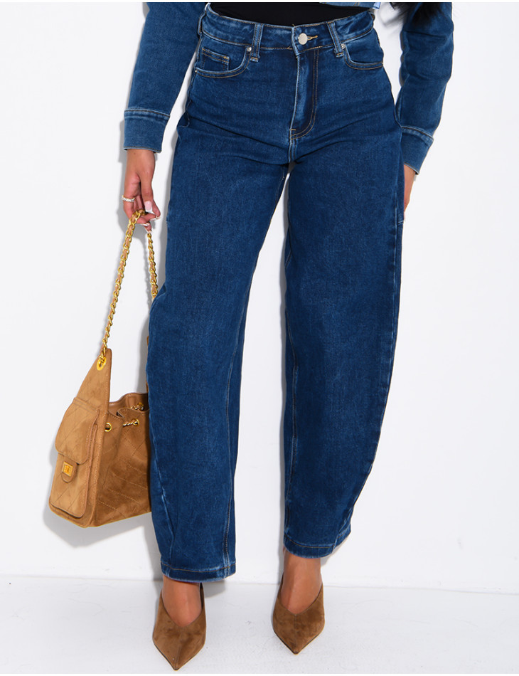 Jeans in verwaschenem Blau im Barrel-Schnitt