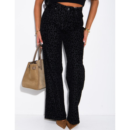 High-waisted straight-leg jeans with an embroidered leopard print