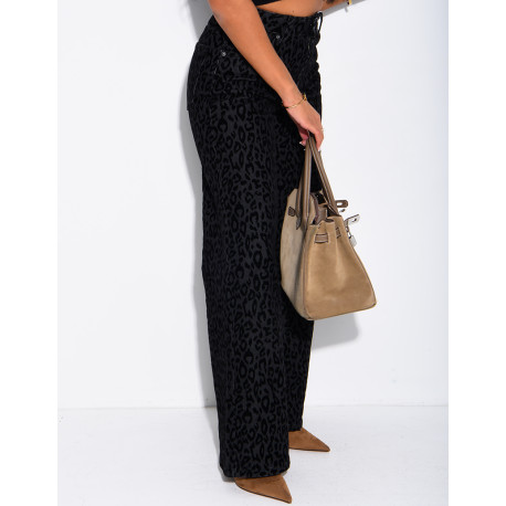 High-waisted straight-leg jeans with an embroidered leopard print
