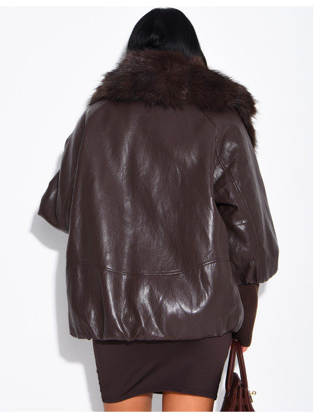 Veste mi-longue en similicuir à fausse fourrure