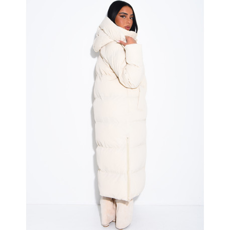 Lange Daunenjacke mit Kapuze