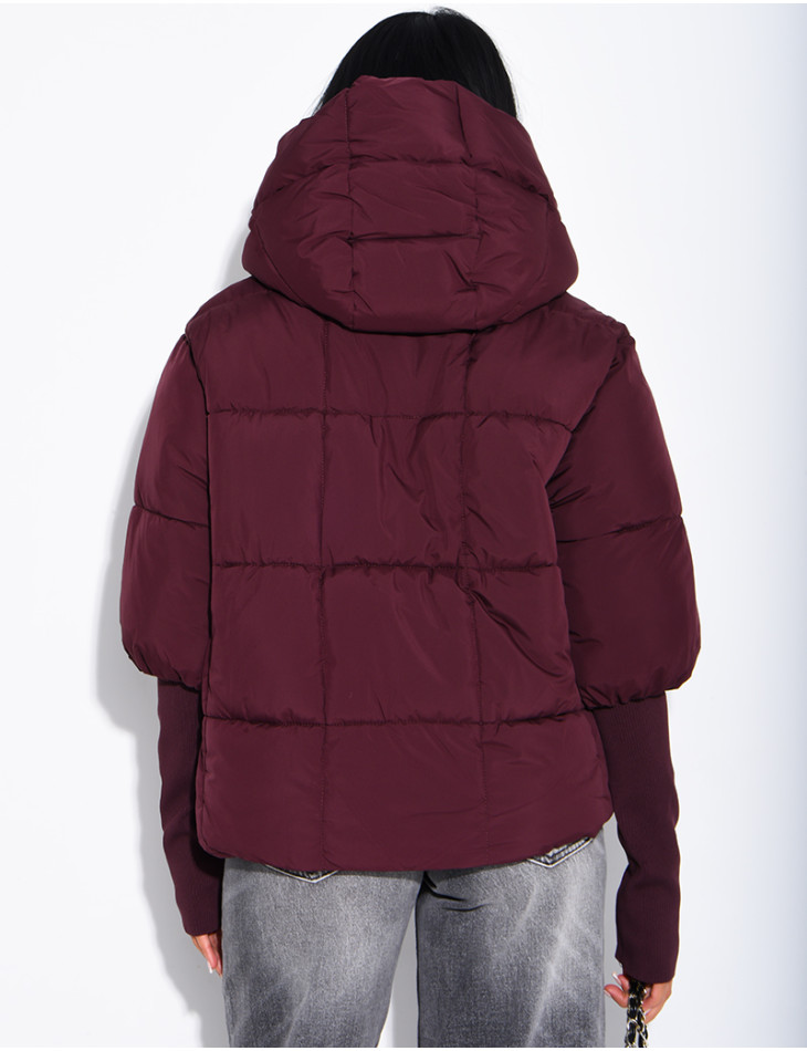 Kurze, gesteppte Daunenjacke mit Stehkragen, Kapuze und gerippten Ärmeln