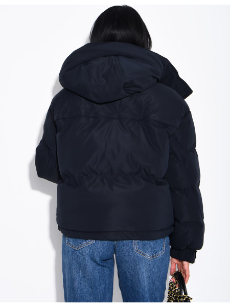 Kurze, gesteppte Daunenjacke mit Stehkragen und Kapuze