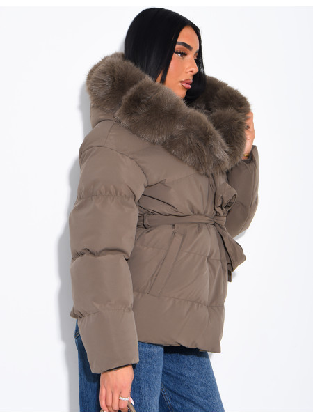 Gesteppte Daunenjacke mit Kapuze und Kordelzug