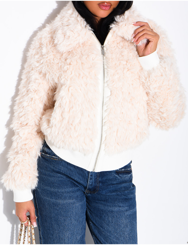 Jacke aus Kunstfell mit Lockenoptik