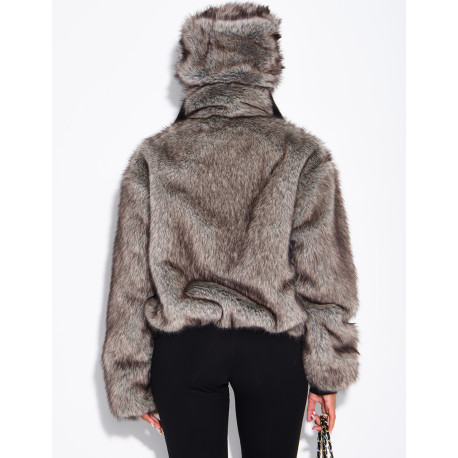 Veste courte en fausse fourrure premium
