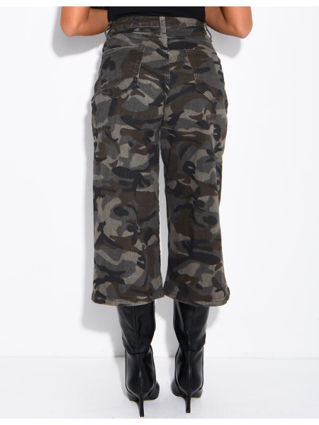 Long denim Bermuda shorts with a camouflage print