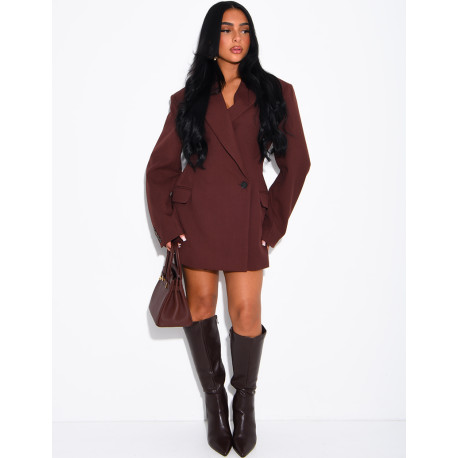 Fitted blazer with shoulder pads