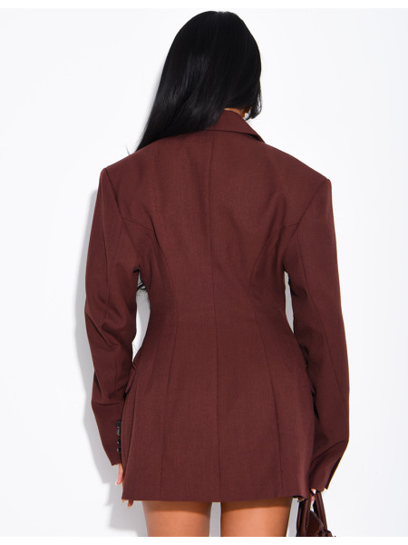 Fitted blazer with shoulder pads