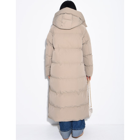 Lange Daunenjacke mit Kapuze