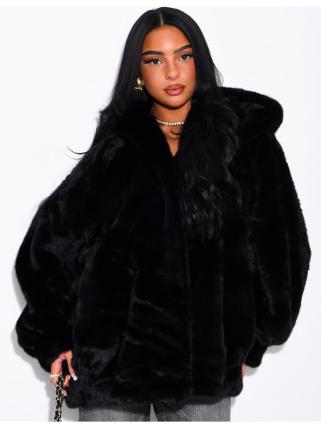 Oversize-Jacke aus Kunstfell mit Kapuze