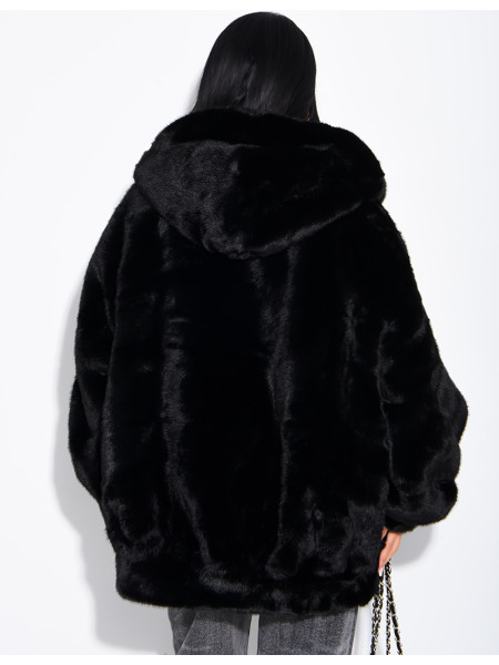 Oversize-Jacke aus Kunstfell mit Kapuze