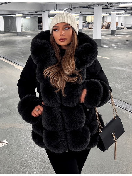 Gesteppte Daunenjacke mit Pelz