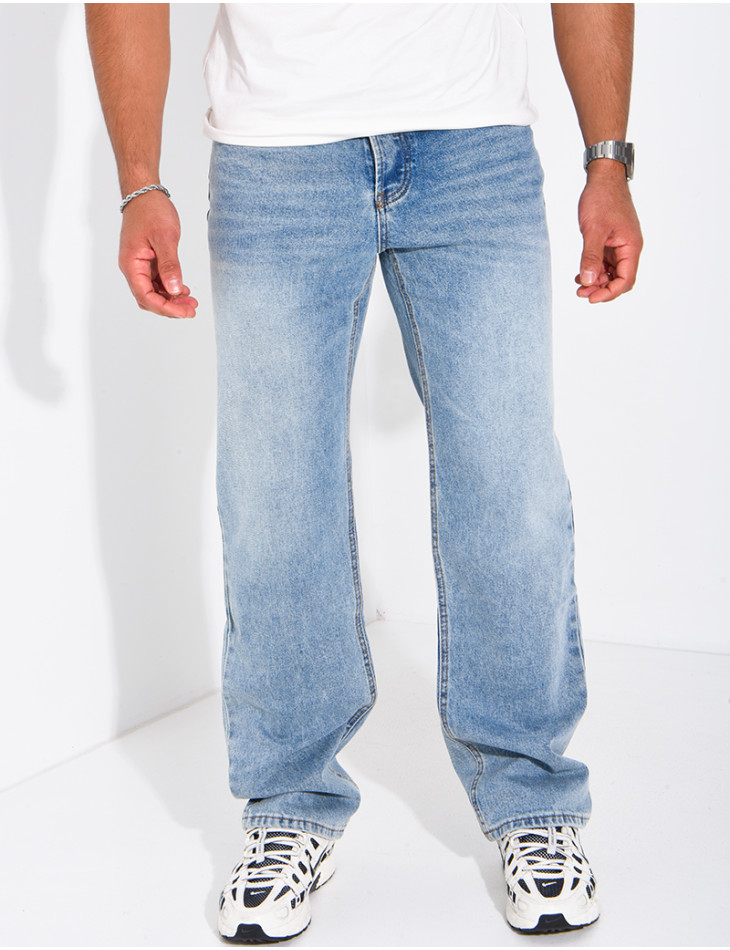 Straight-leg jeans